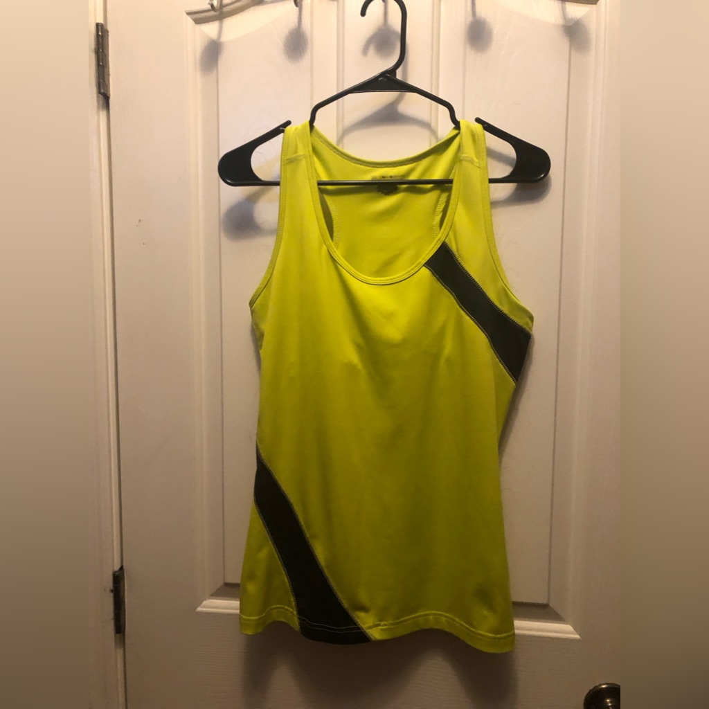 Reduced Tek Gear Athletic Sport Top